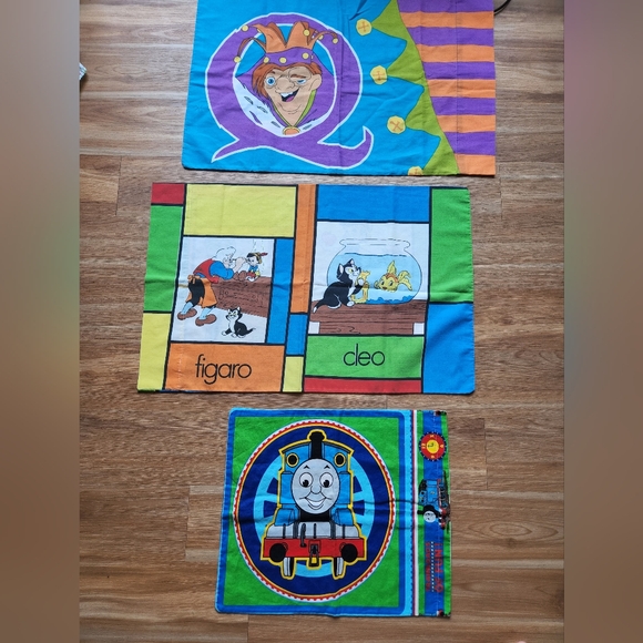 Vintage disney pillow cases and thomas the train - Picture 2 of 2